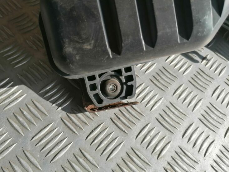 Gaisa filtra rezonators priekš HONDA CIVIC 2004