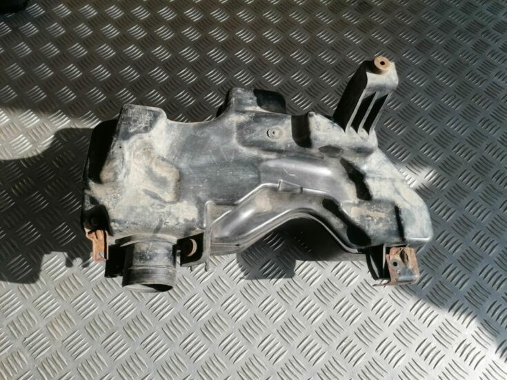 Gaisa filtra rezonators priekš HONDA CIVIC 2004