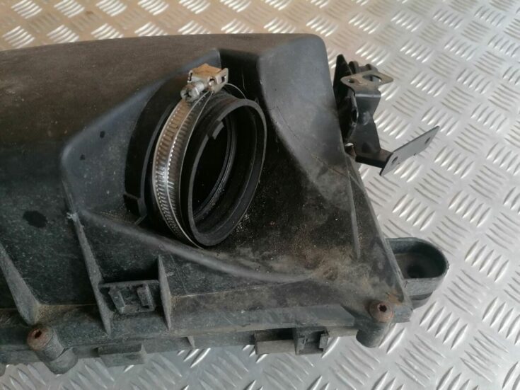 Gaisa filtra korpuss priekš OPEL VECTRA C 2002