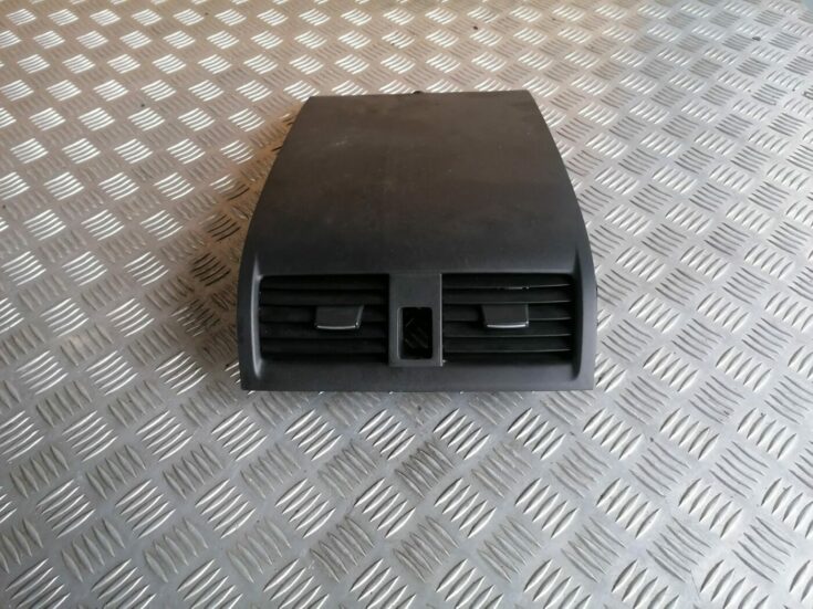 Mērinstrumentu paneļa gaisa vads, centrā priekš HONDA ACCORD 2008