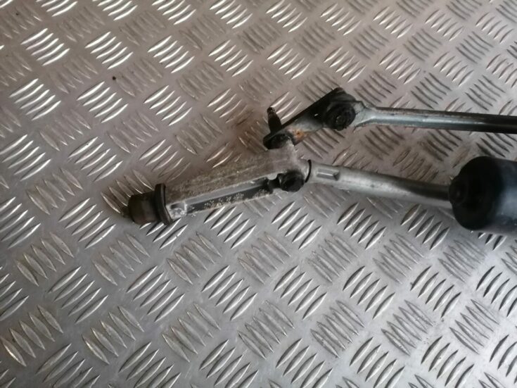 Vējstikla tīrīšanas mehānisms priekš VOLVO S60 2004