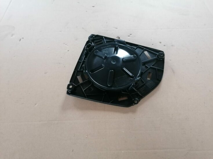 Mērinstrumentu paneļa skaļrunis priekš VOLVO S60 2004