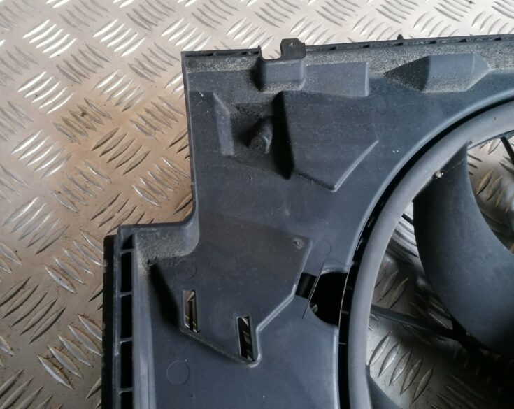 Dzesēšanas radiatora ventilators priekš BMW 1 E87 2007 GRAPHITE
