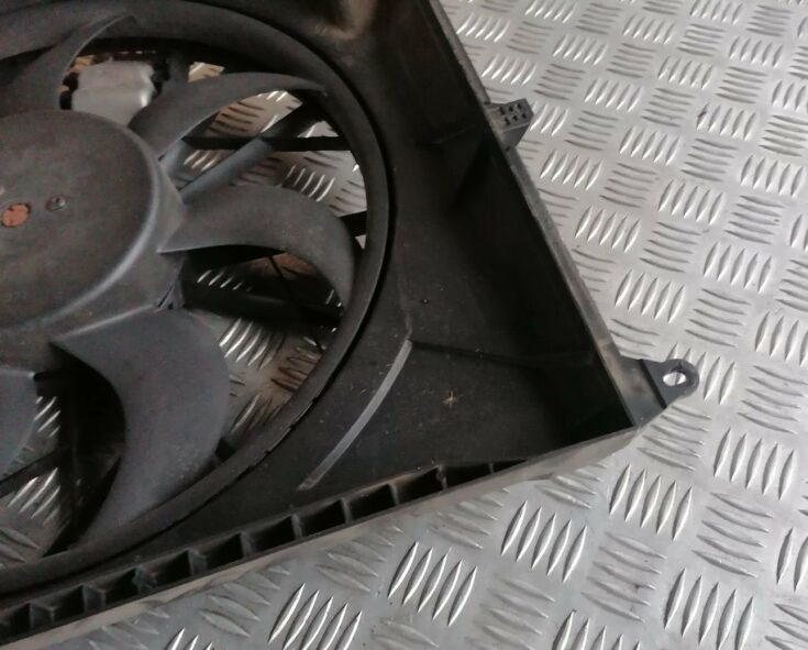 Dzesēšanas radiatora ventilators priekš BMW 1 E87 2007 GRAPHITE