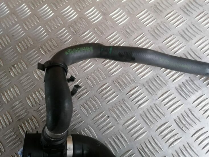 Dzesēšanas šķidruma šļūtene priekš BMW 1 E87 2007 GRAPHITE