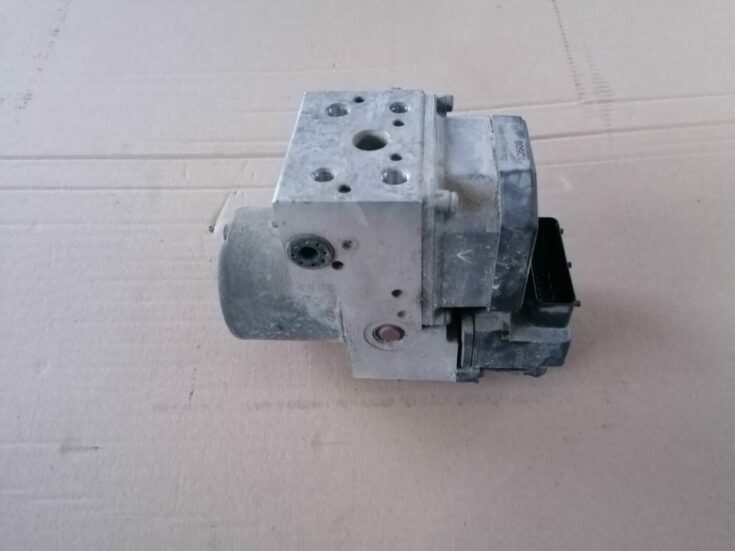 ABS bloks priekš OPEL ZAFIRA 2002