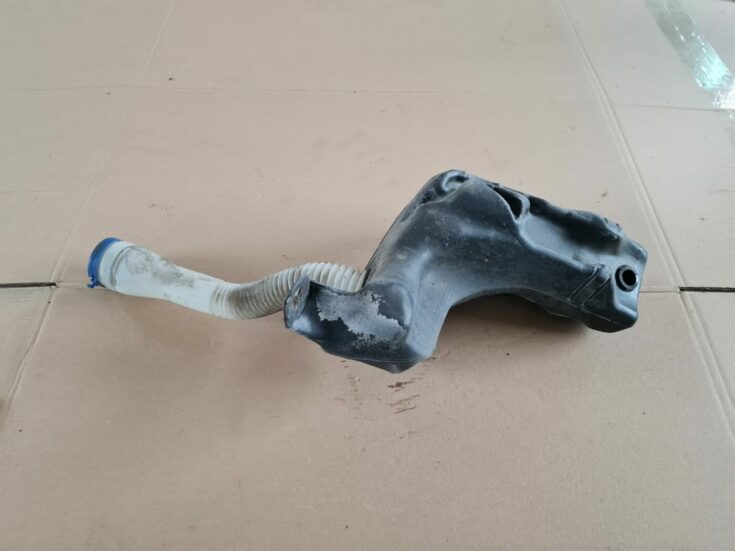 Mazgātāja šķidruma tvertne priekš PEUGEOT 307 2003