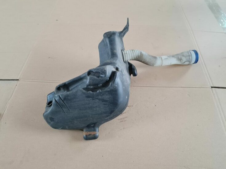Mazgātāja šķidruma tvertne priekš PEUGEOT 307 2003