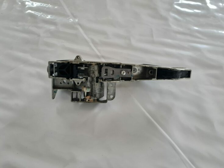 Priekšējāis labais durvju rokturis priekš CITROEN C4 2006-2
