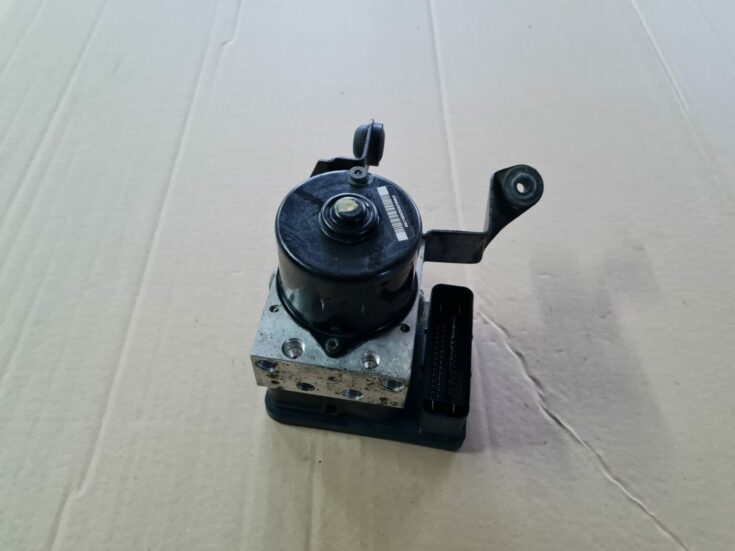 ABS bloks priekš MAZDA 3 2007