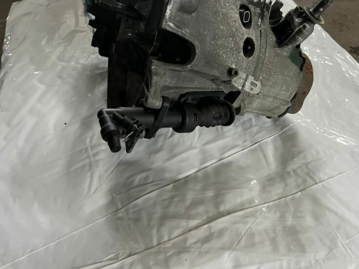 Mehāniska pārnesumkārba priekš PEUGEOT 307 2003