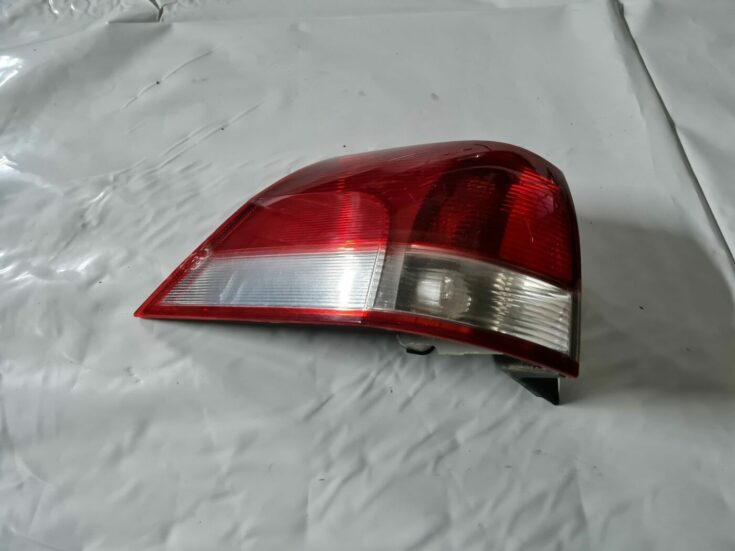 Aizmugurējais kreisais lukturis priekš OPEL VECTRA C 2006