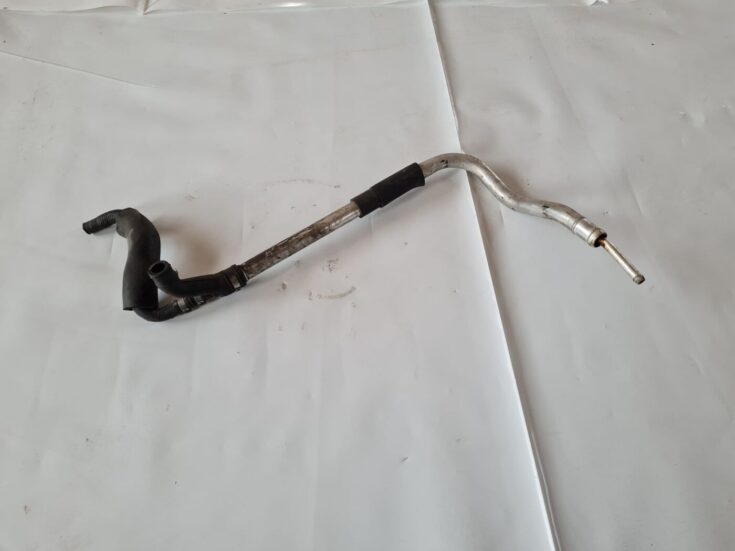 Kartera ventilācijas caurule priekš VOLVO S60 2008