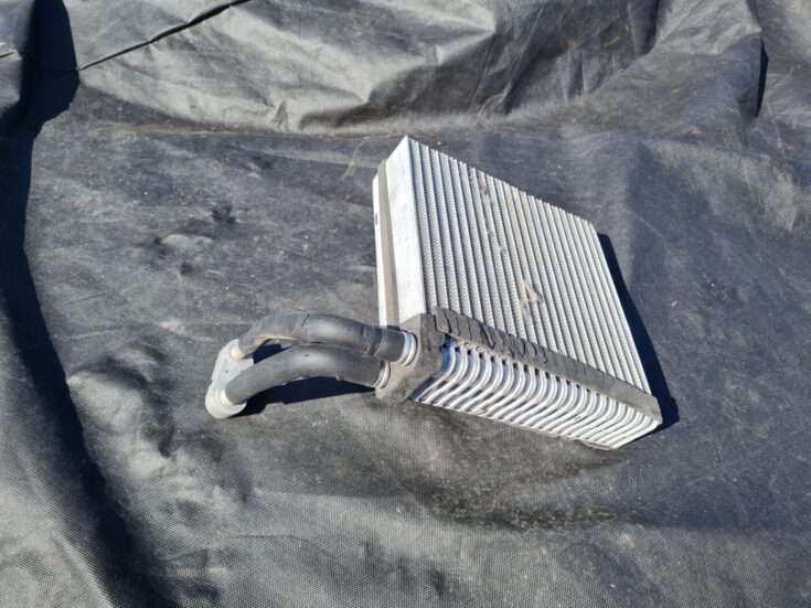 Gaisa kondicionēšanas radiators salonā priekš VOLVO S40 2007