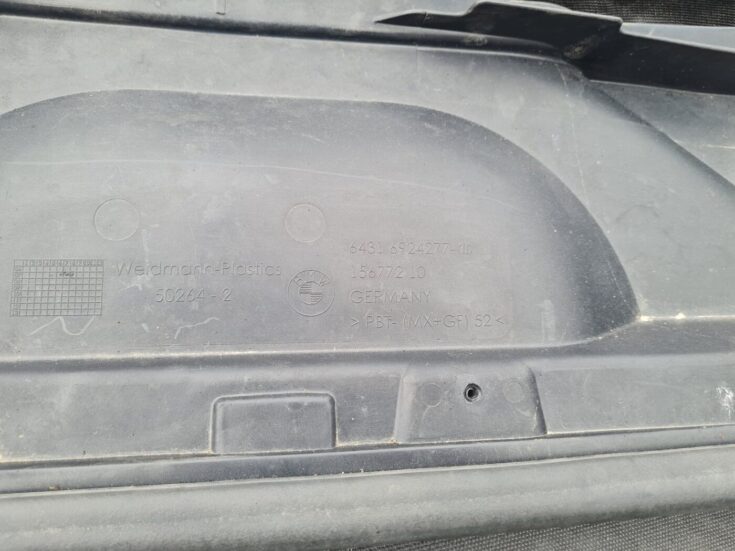 Salona gaisa filtra korpuss priekš BMW 330D E91 2008 TOURING
