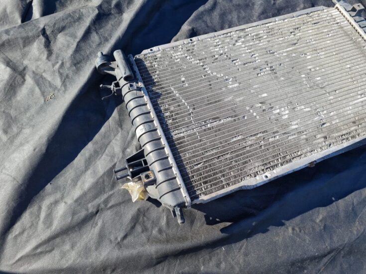 Dzesēšanas radiators priekš OPEL ASTRA H STATION WAGON 2009