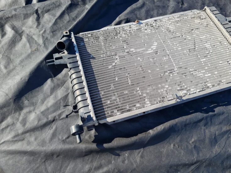 Dzesēšanas radiators priekš OPEL ASTRA H STATION WAGON 2009