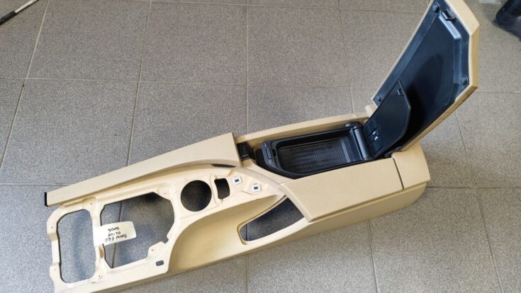 Centrālās konsoles apdares lielākā daļa priekš BMW 525 E60 2006 OLIVE