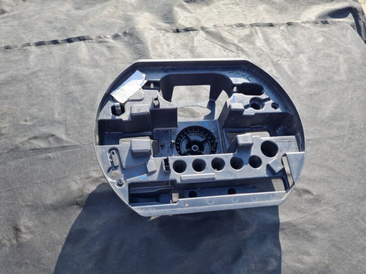 Instrumentu kaste priekš RENAULT LAGUNA 2011