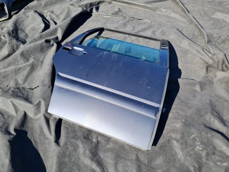 Aizmugurējās labās durvis priekš VOLVO V70 1997