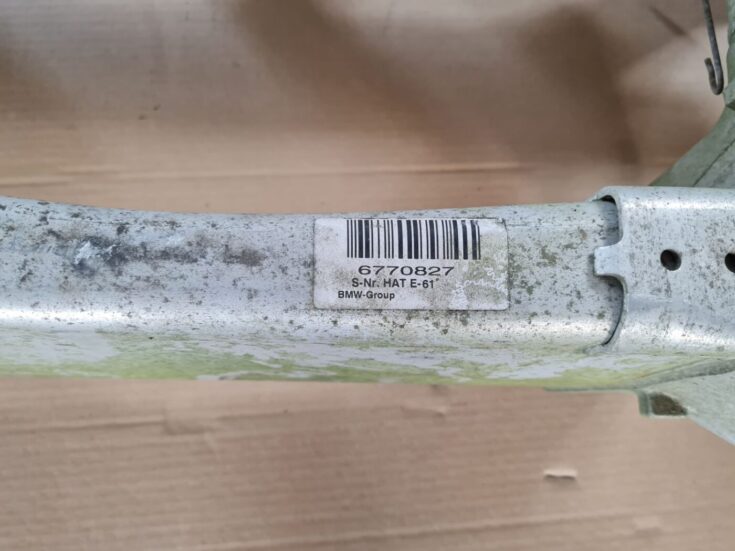 Aizmugurējais tilts/Aizmugurējais šķērsnis priekš BMW 525 E60 2006 BLACK