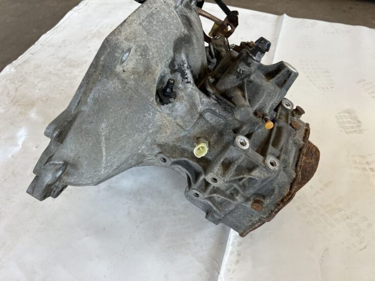 Mehāniska pārnesumkārba priekš OPEL ZAFIRA 1999