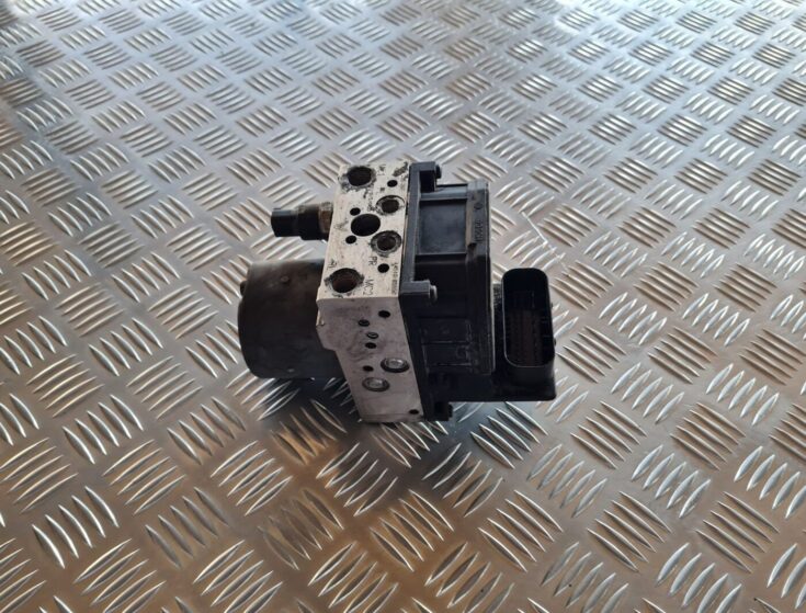 ABS bloks priekš TOYOTA AVENSIS 2007