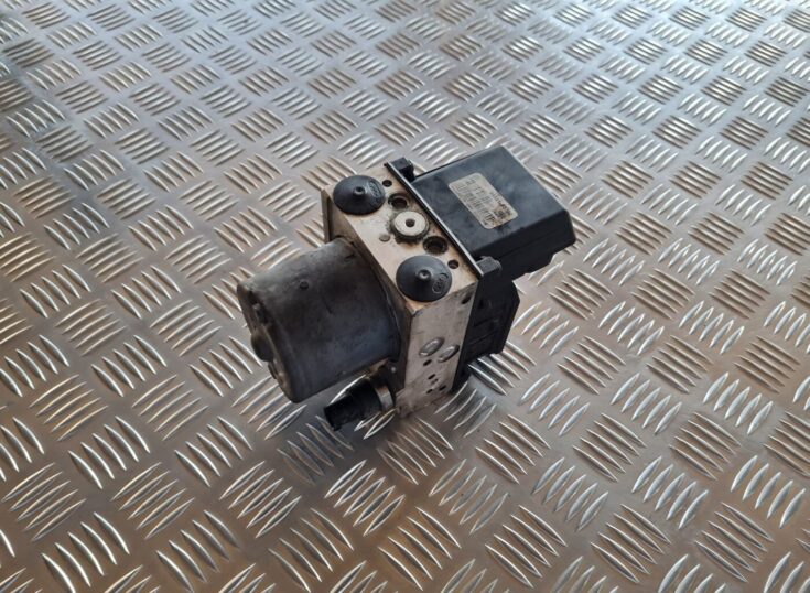 ABS bloks priekš TOYOTA AVENSIS 2007