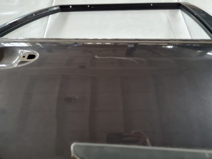 Aizmugurējās labās durvis priekš TOYOTA AVENSIS 2007