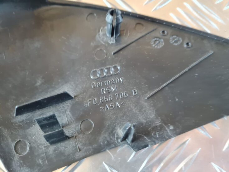 Durvju spoguļa apdares uzlika salonā (bez skaļruņa) priekš AUDI A6 2008