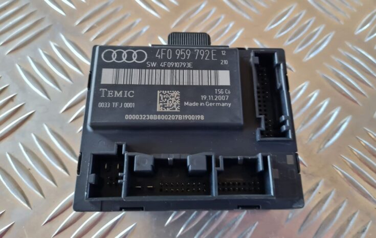 Priekšējo labo durvju vadības bloks priekš AUDI A6 2008