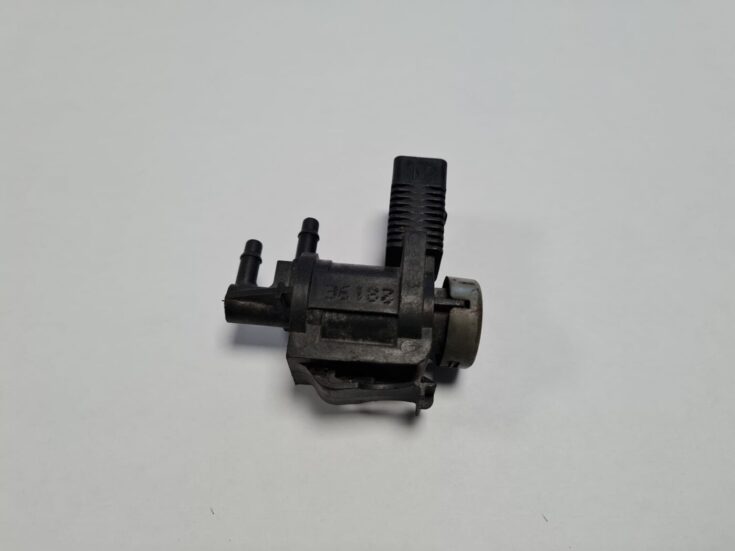 Solenoīda vakuuma vārsts priekš VW GOLF IV 1999