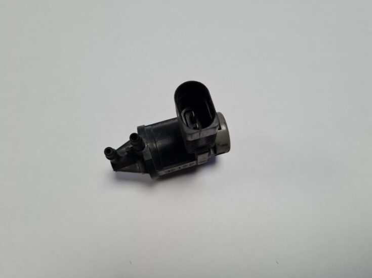Solenoīda vakuuma vārsts priekš VW GOLF IV 1999