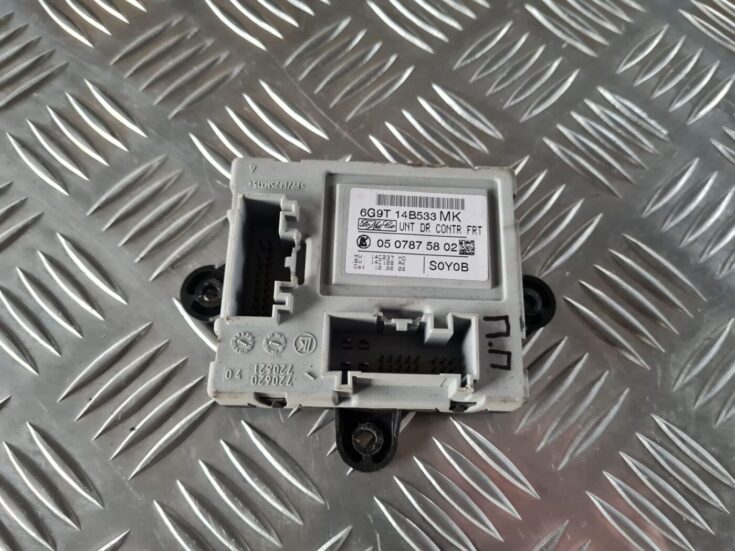 Priekšējo labo durvju vadības bloks priekš VOLVO S80 2007 Black