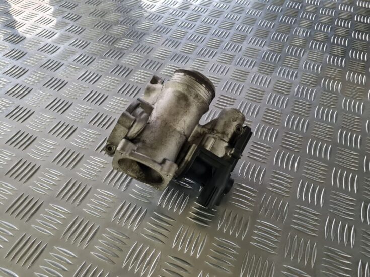 EGR vārsts priekš VOLVO S80 2007 Black