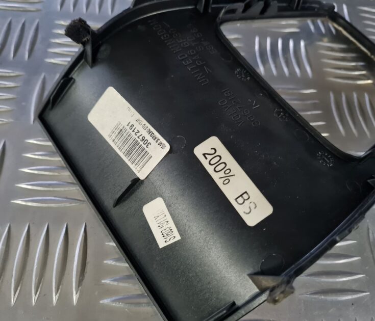 Dekoratīvs rāmis pārnesumu selektoram priekš VOLVO S80 2007 Black