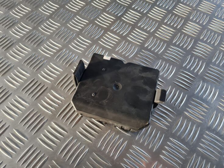 Bagažnieka vāka vadības bloks priekš OPEL INSIGNIA 2016