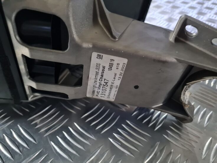Roku balsts priekš OPEL VECTRA C 2002