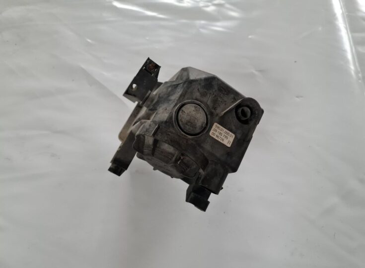 Miglas lukturis priekšā labajā pusē priekš OPEL VECTRA C 2002