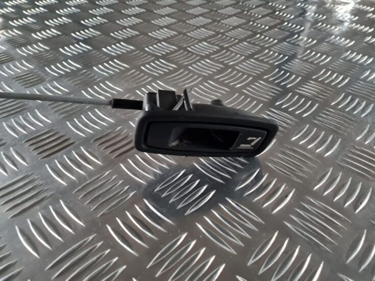 Aizmugurējā sēdekļa slēdzene priekš RENAULT LAGUNA 2008