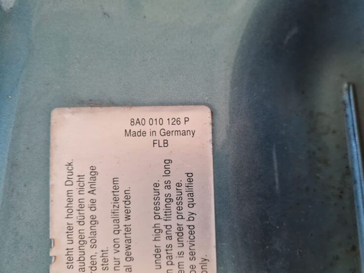 Pārsegs priekš AUDI A6 1998