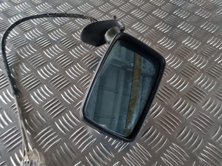 Ārējais spogulis, pa labi priekš AUDI 80 1991