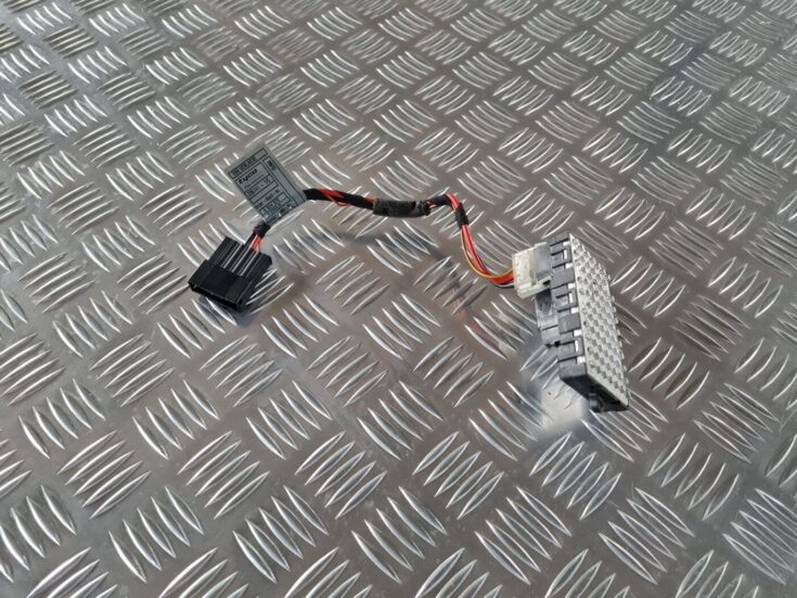 Salona ventilatora rezistors priekš BMW 6 E63 645 2004