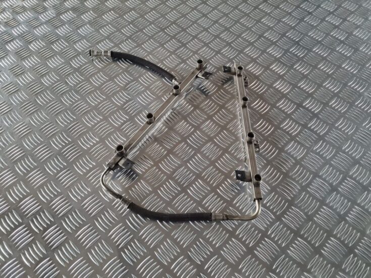 Degvielas sadales caurule priekš BMW 6 E63 645 2004