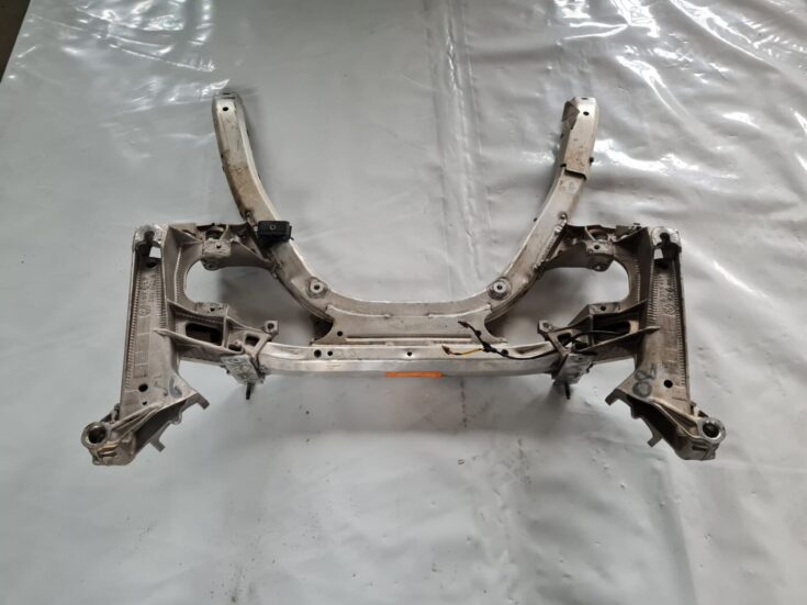 Priekšējais tilts/Priekšējais šķērsnis priekš BMW 6 E63 645 2004