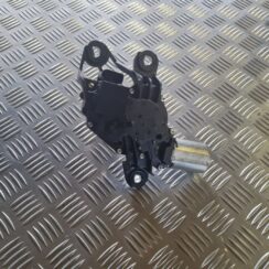 Aizmugurējā stikla tīrītāja motors priekš VW GOLF 5 2004