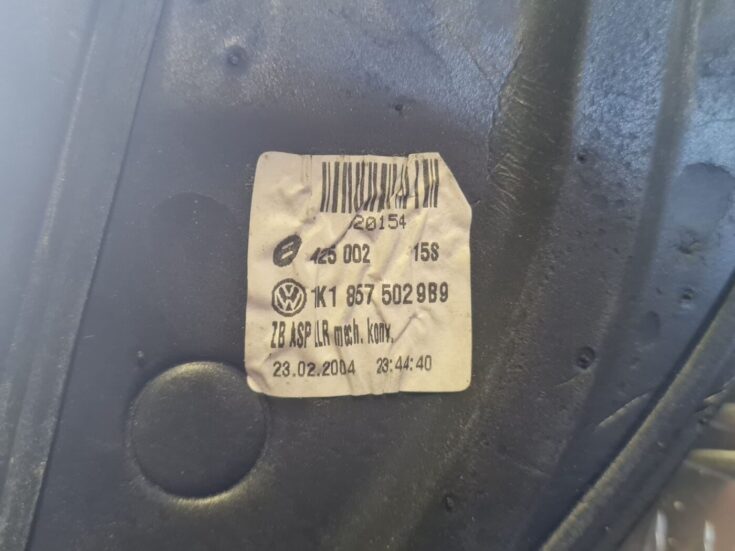 Ārējais spogulis, pa labi priekš VW GOLF 5 2004
