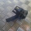 Pārsega atveršanas rokturis salonā priekš VW GOLF 5 2004