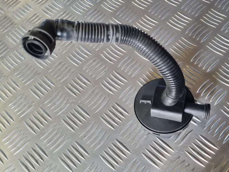 Kartera ventilācijas caurule priekš VW GOLF 5 2004