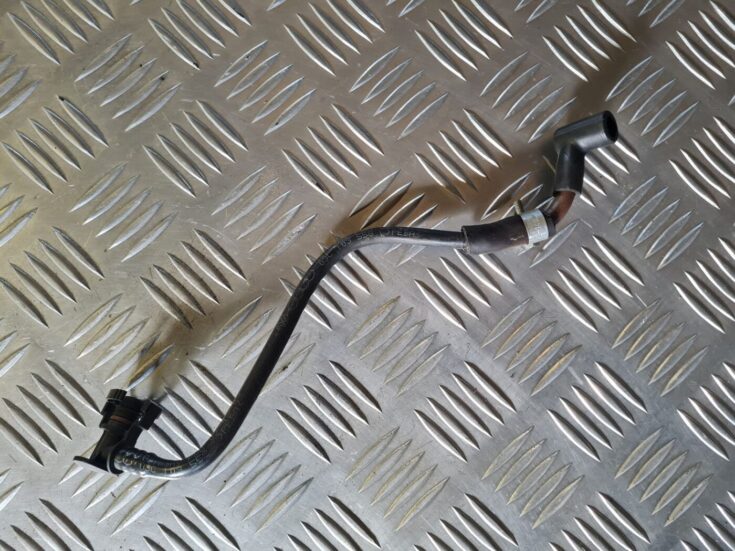 Kartera ventilācijas caurule priekš VW GOLF 5 2004